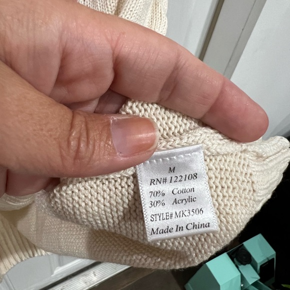 Pink Lily heart sweater! Very cute! Closet clean out! Remote worker! - Picture 2 of 4